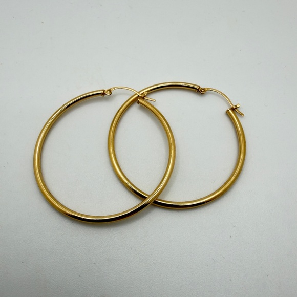 Vintage 14kt Yellow Gold 42mm round hoop earrings! - Picture 4 of 15